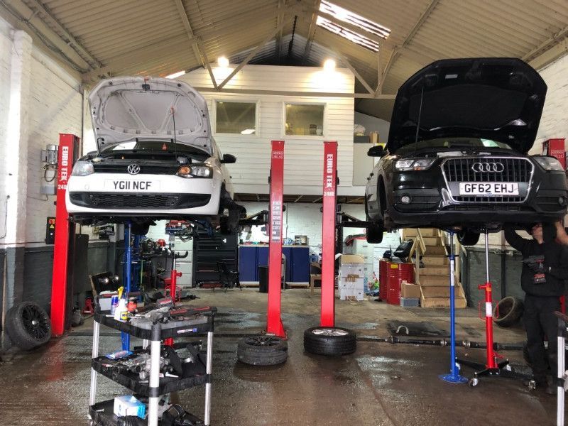 cars getting fixed