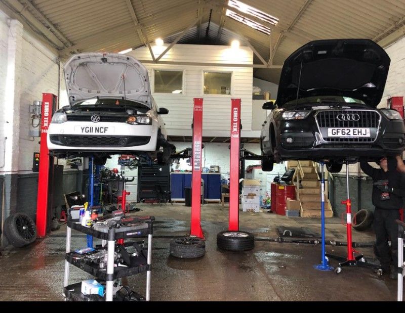 cars getting fixed