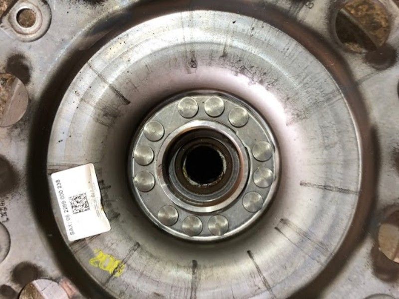 Audi Q5 Quattro 2010 dual mass flywheel